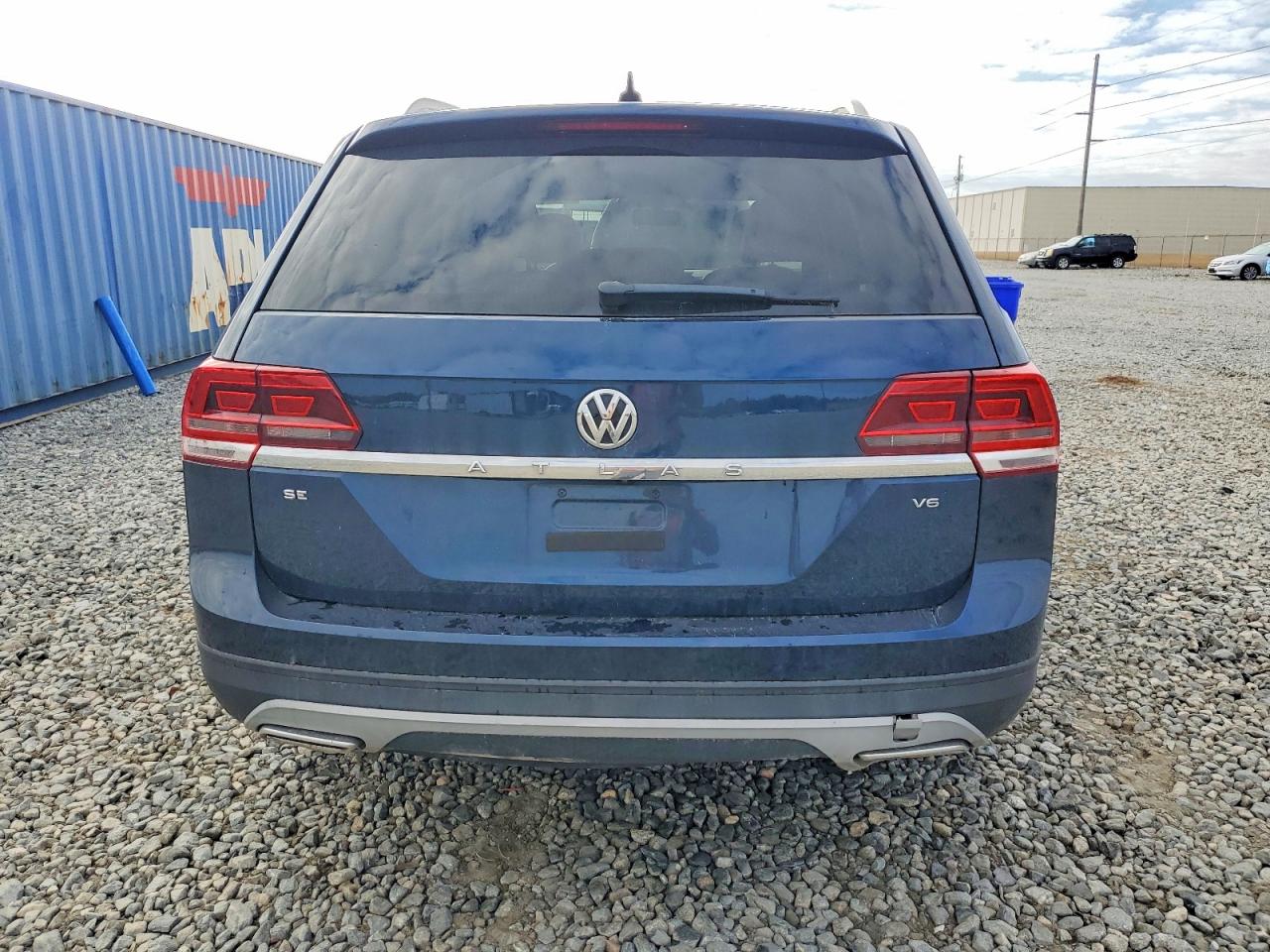 2018 VOLKSWAGEN ATLAS SE photo 6