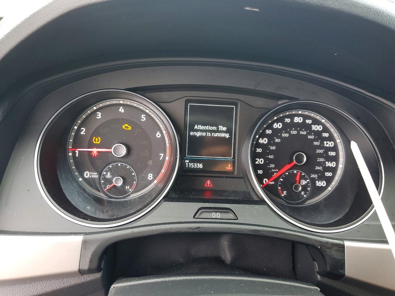 2018 VOLKSWAGEN ATLAS SE photo 9