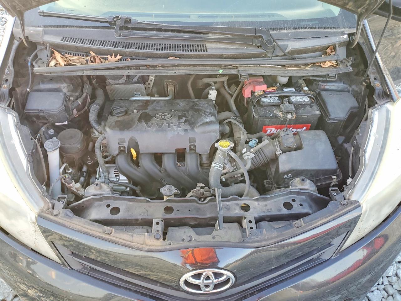 2012 TOYOTA YARIS photo 21