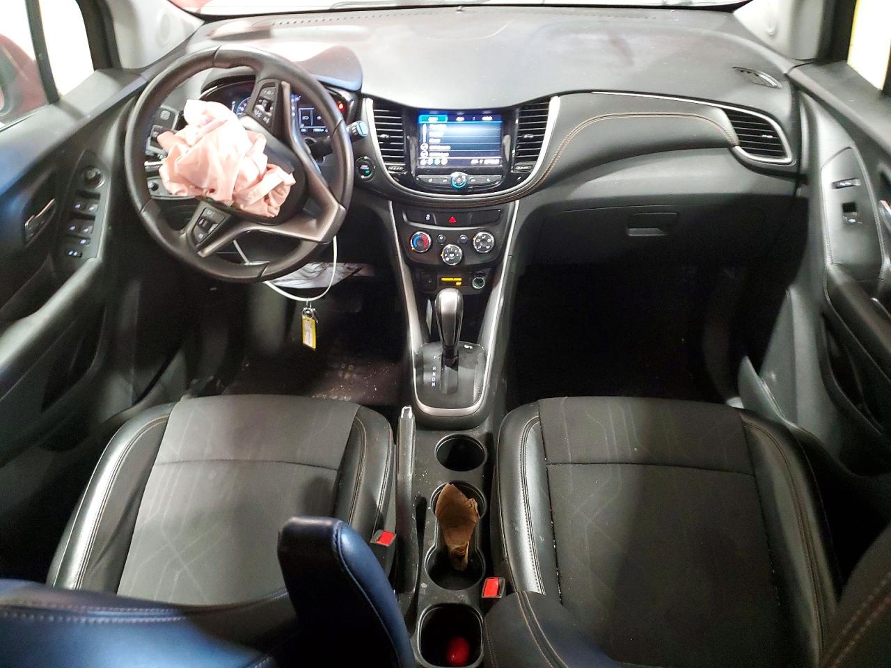 2021 CHEVROLET TRAX 1LT photo 15
