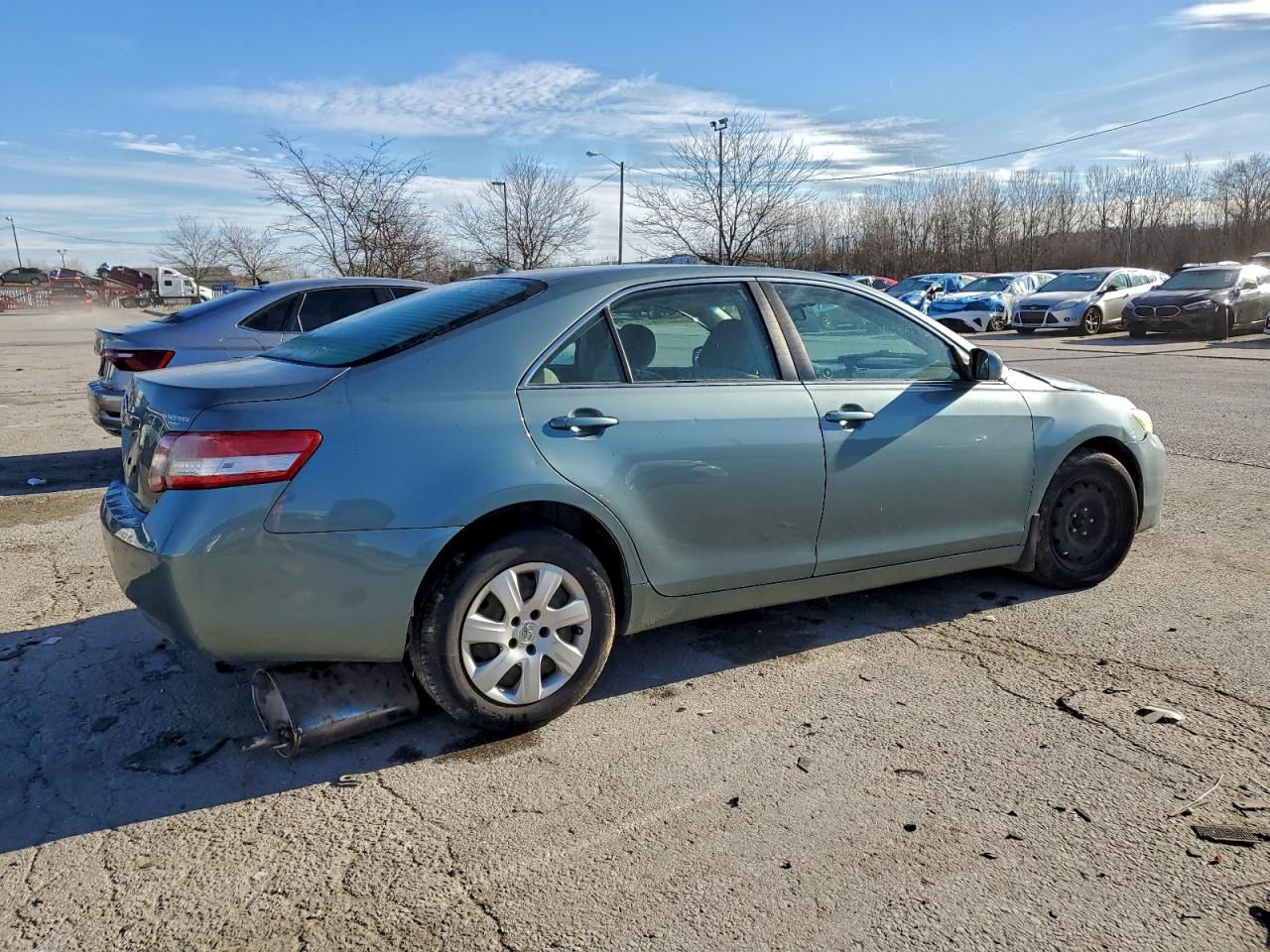 2011 TOYOTA CAMRY BASE photo 5