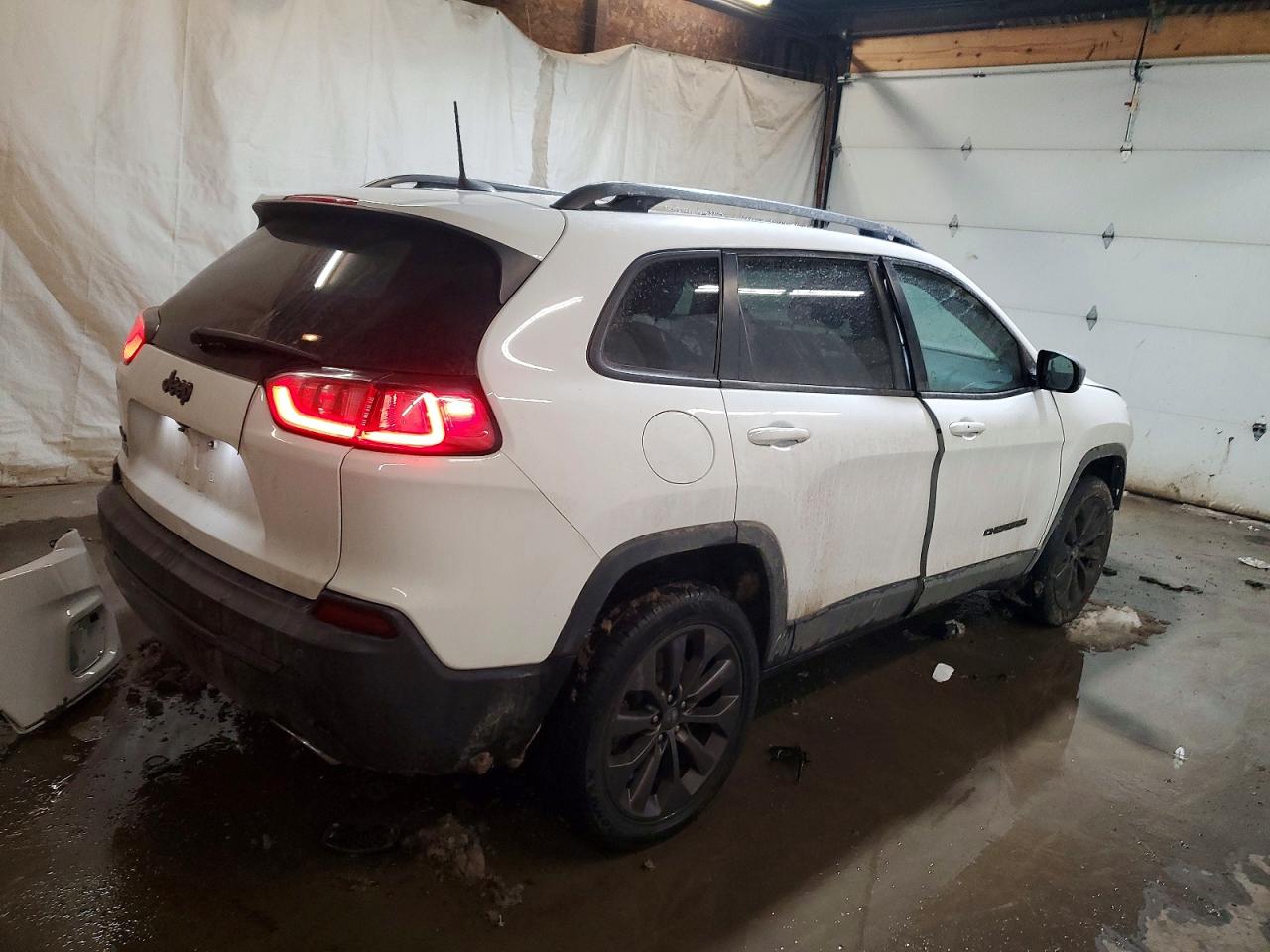 2021 JEEP CHEROKEE LATITUDE LUX photo 3