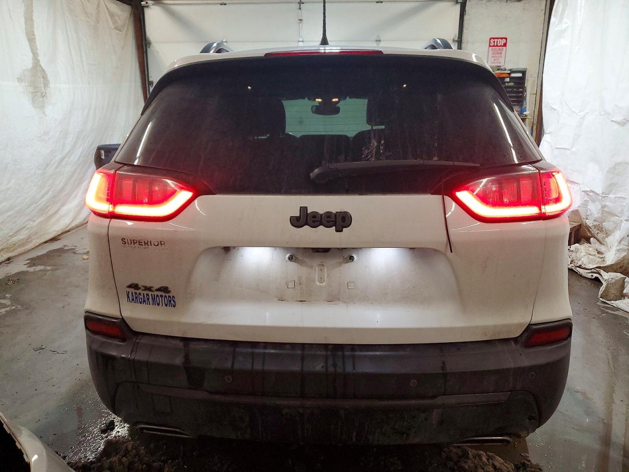 2021 JEEP CHEROKEE LATITUDE LUX photo 6