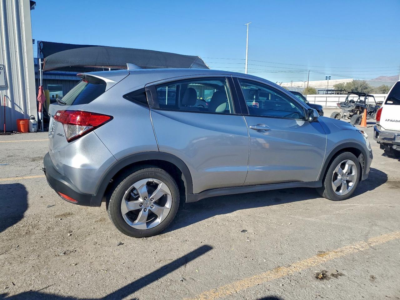 2021 HONDA HR-V LX photo 3