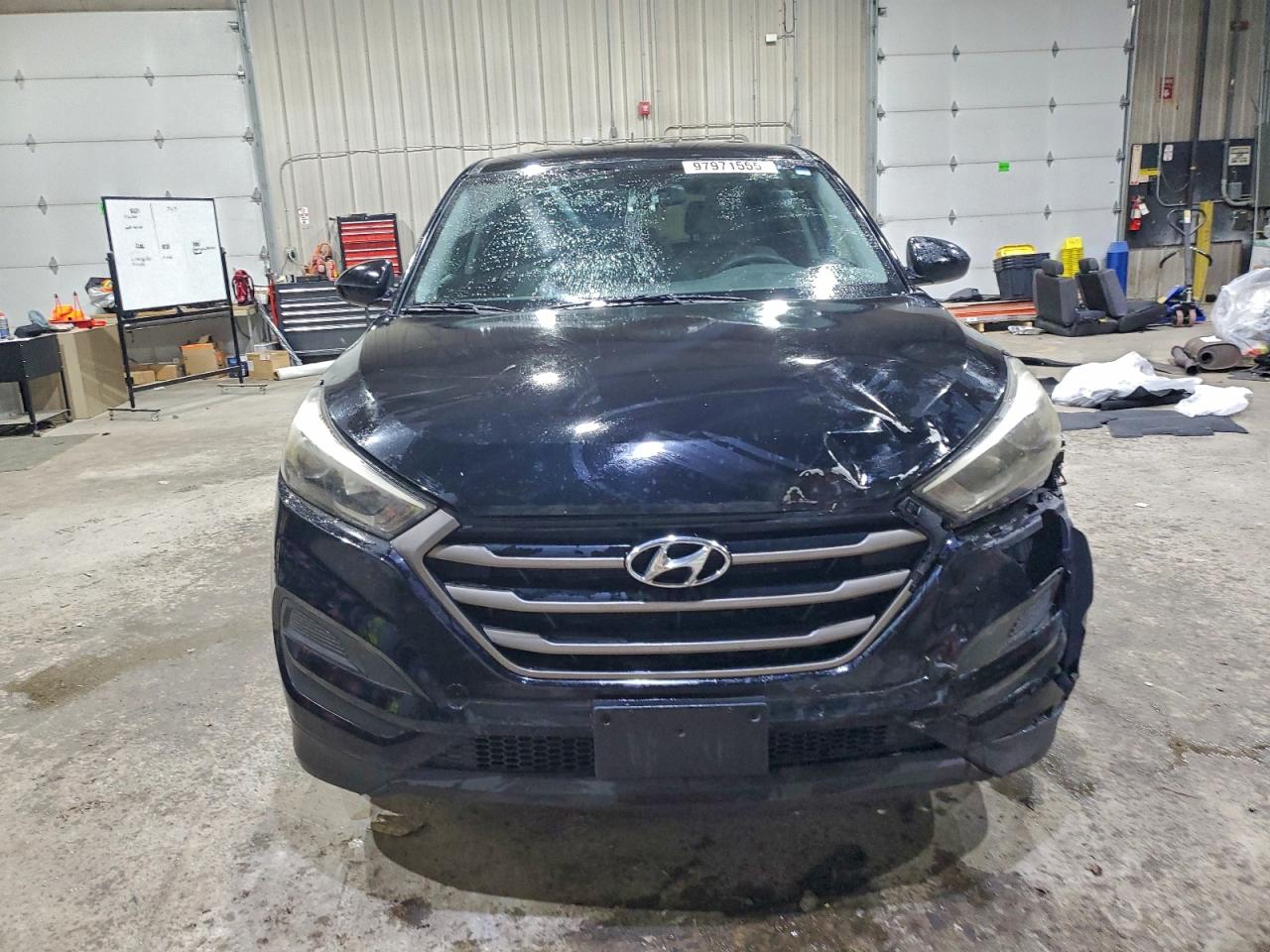 2016 HYUNDAI TUCSON SE photo 5