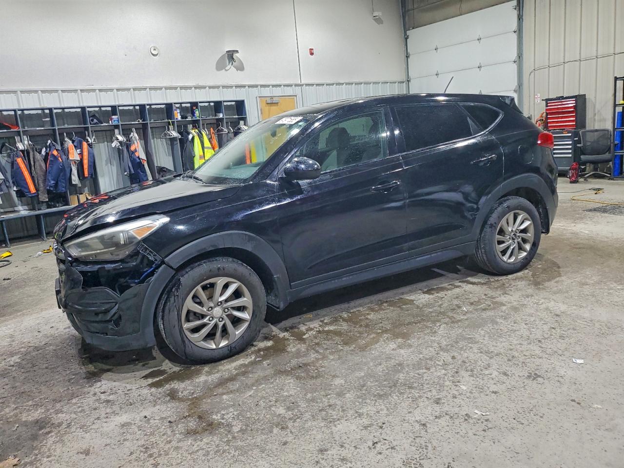 2016 HYUNDAI TUCSON