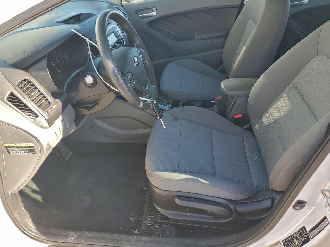 2018 KIA FORTE LX photo 7