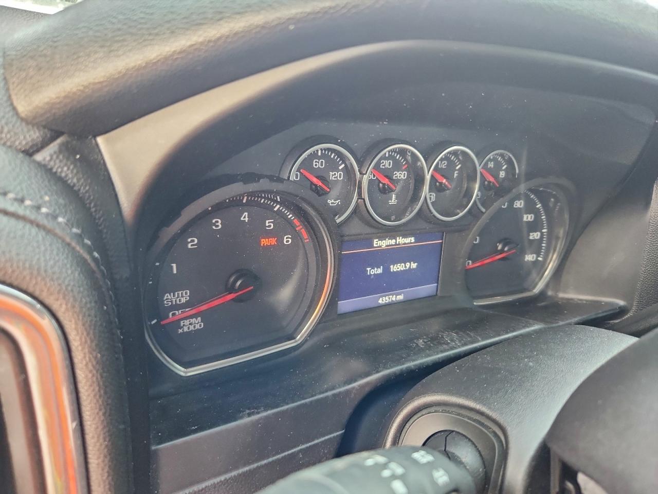 2019 CHEVROLET SILVERADO K1500 LT photo 17