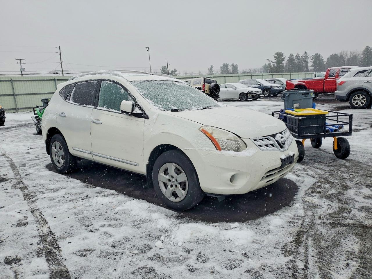 2013 NISSAN ROGUE S photo 4