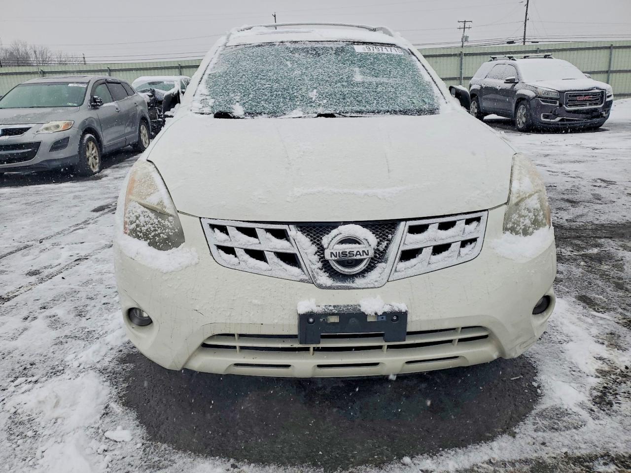 2013 NISSAN ROGUE S photo 5