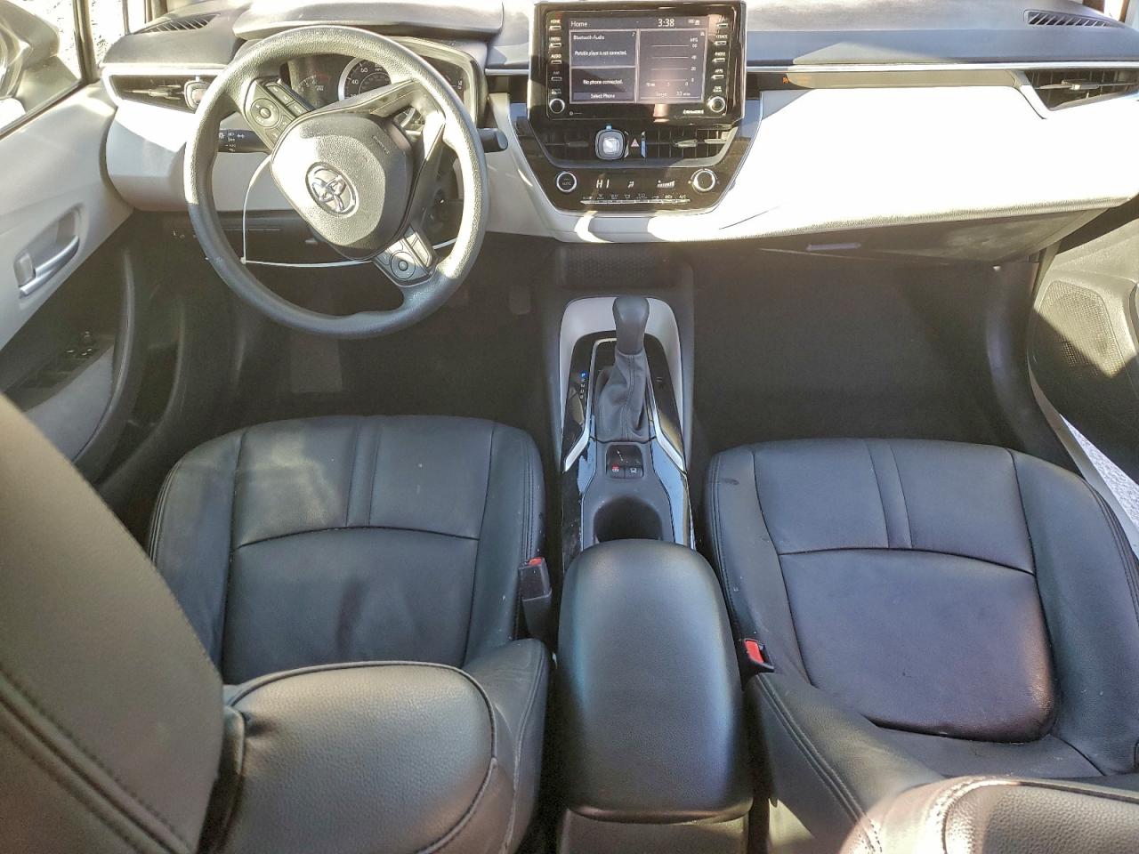 2021 TOYOTA COROLLA LE photo 8