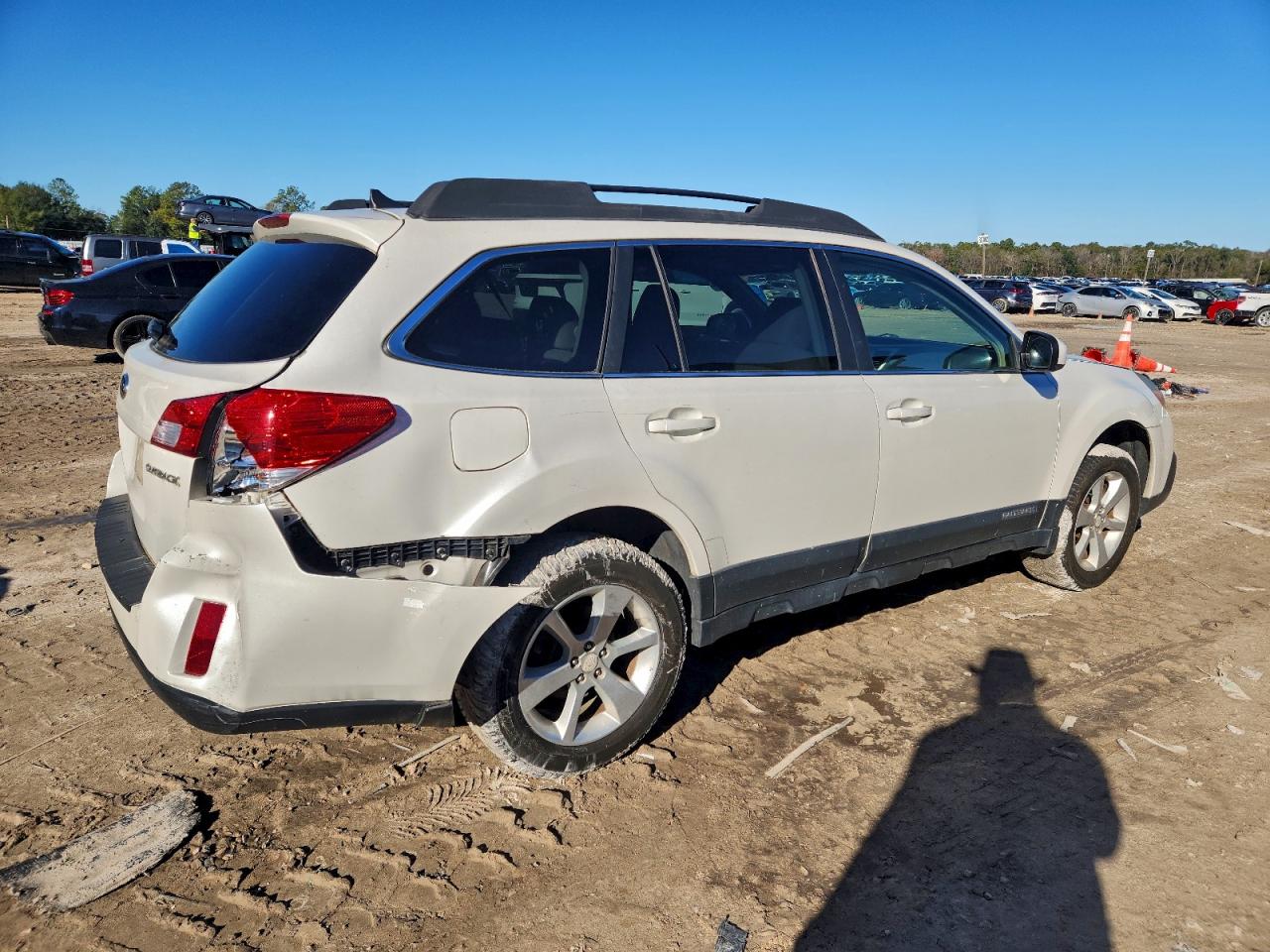 2014 SUBARU OUTBACK 2.5I PREMIUM photo 3