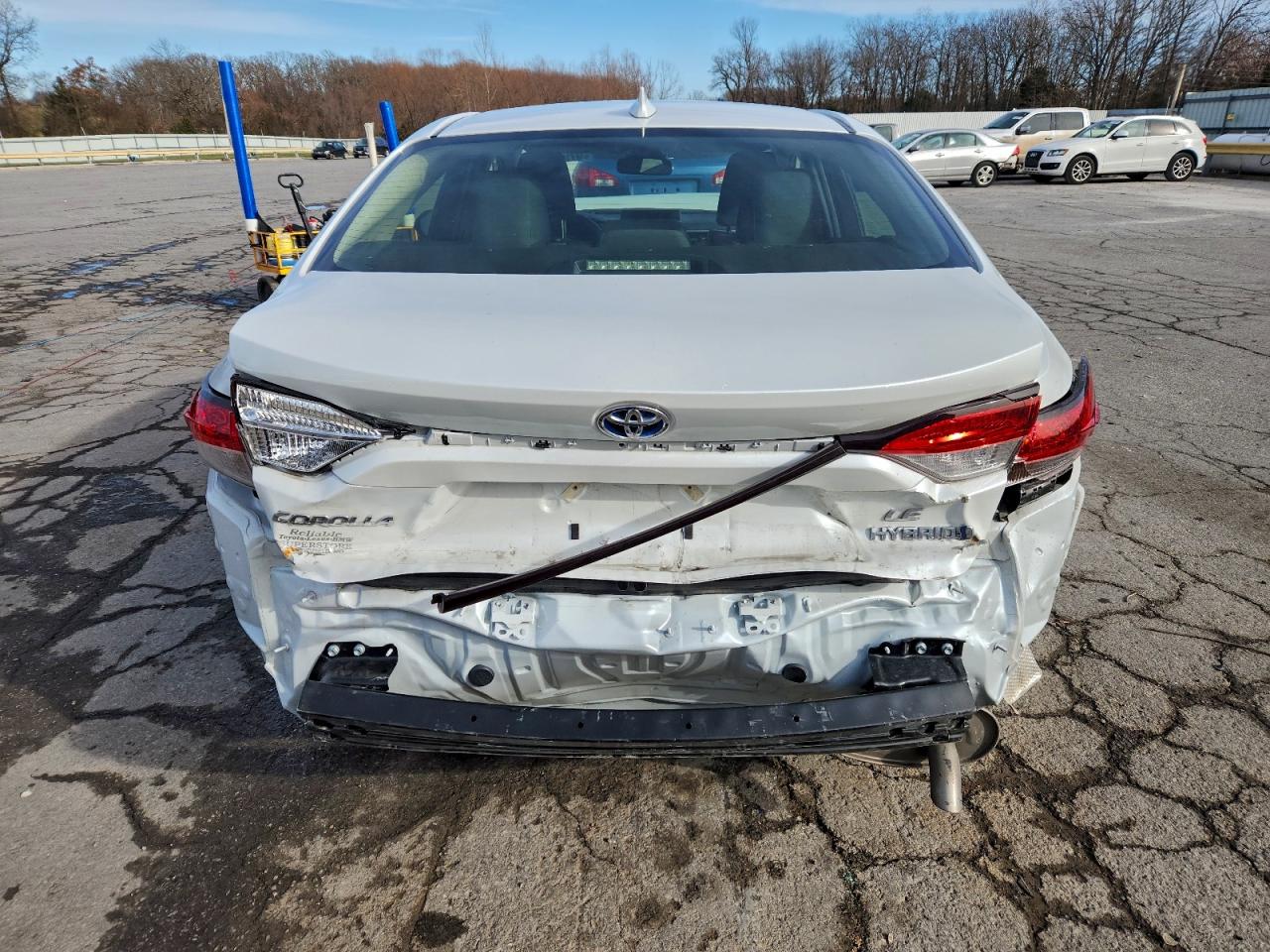 2024 TOYOTA COROLLA LE photo 6