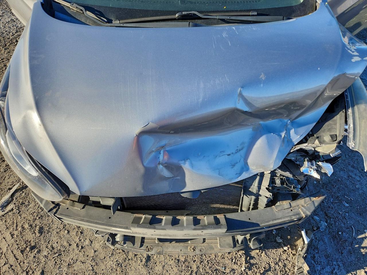 2015 HYUNDAI ELANTRA SE photo 21