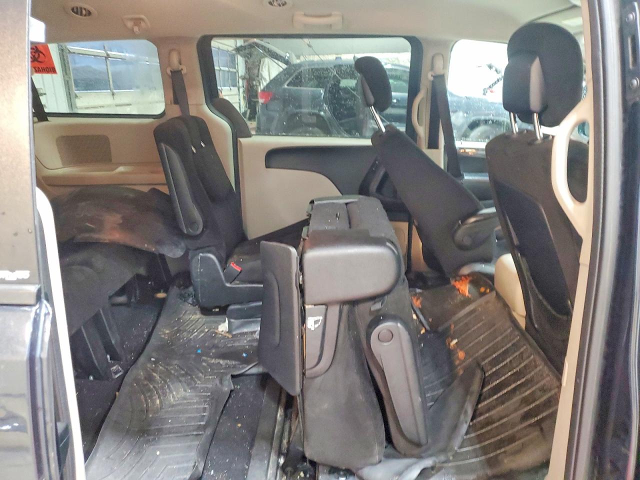 2013 DODGE GRAND CARAVAN SXT photo 11