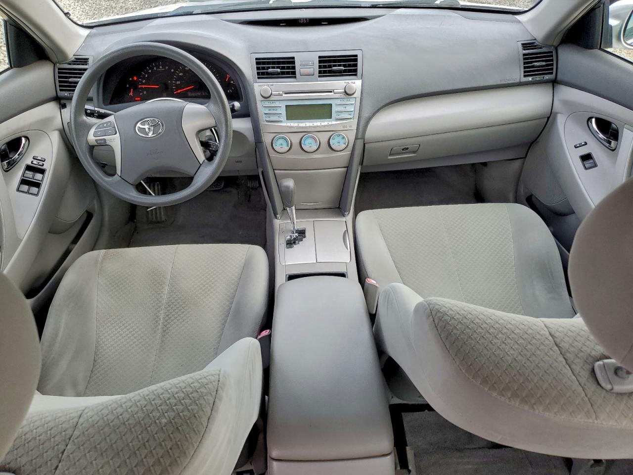 2007 TOYOTA CAMRY LE photo 8
