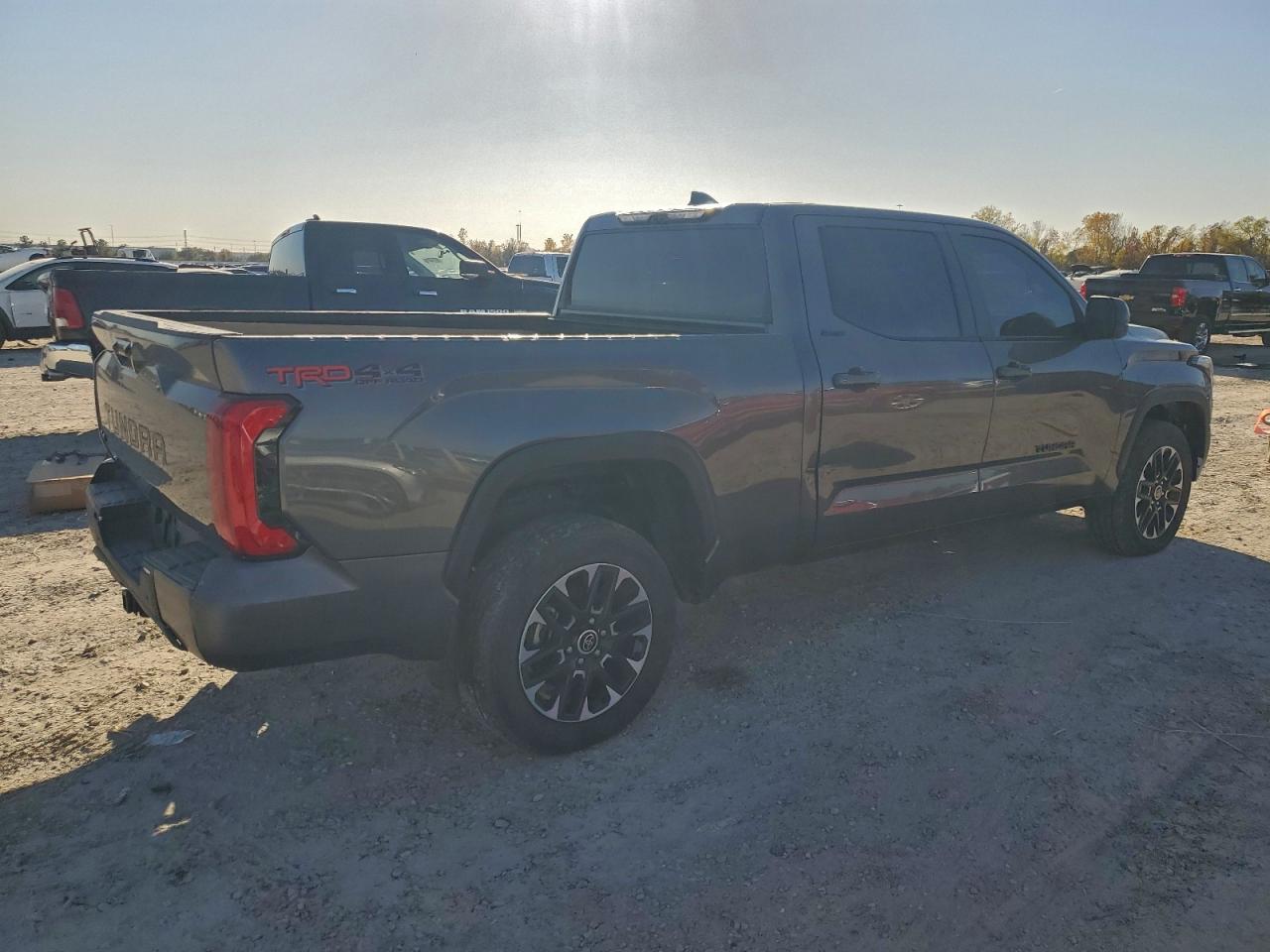2024 TOYOTA TUNDRA CREWMAX LIMITED photo 3