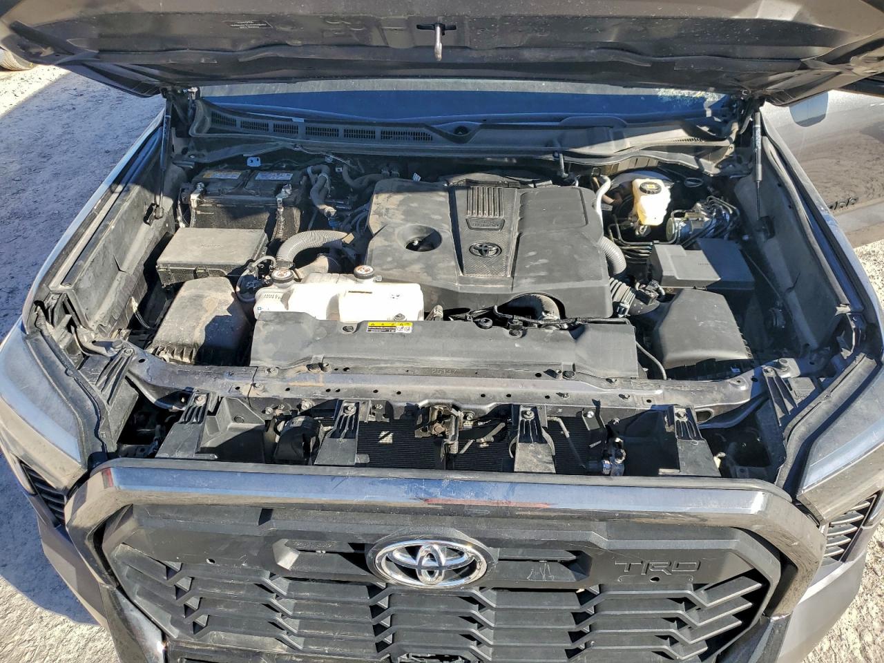 2024 TOYOTA TUNDRA CREWMAX LIMITED photo 11