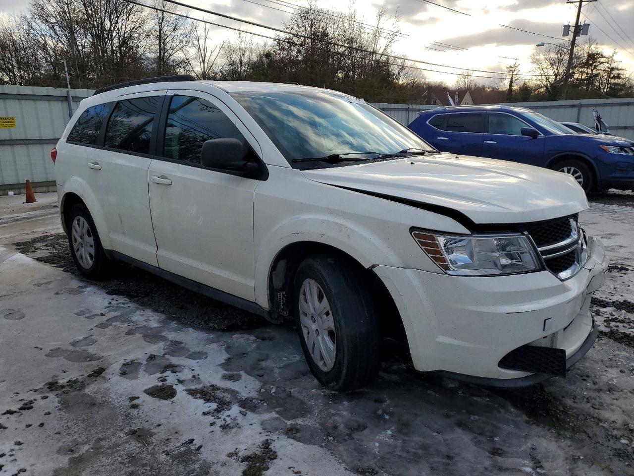 2014 DODGE JOURNEY photo 4