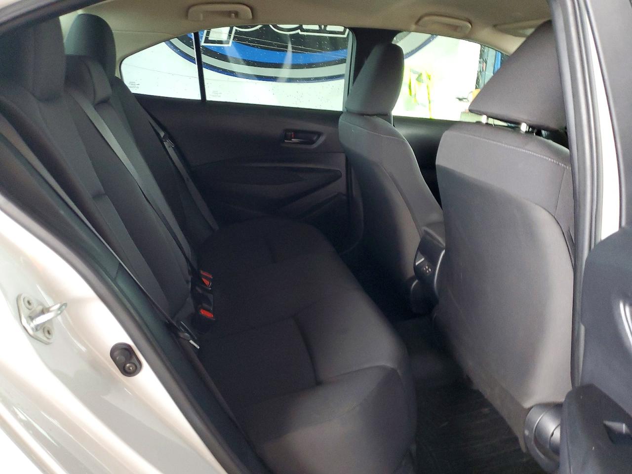 2023 TOYOTA COROLLA LE photo 19
