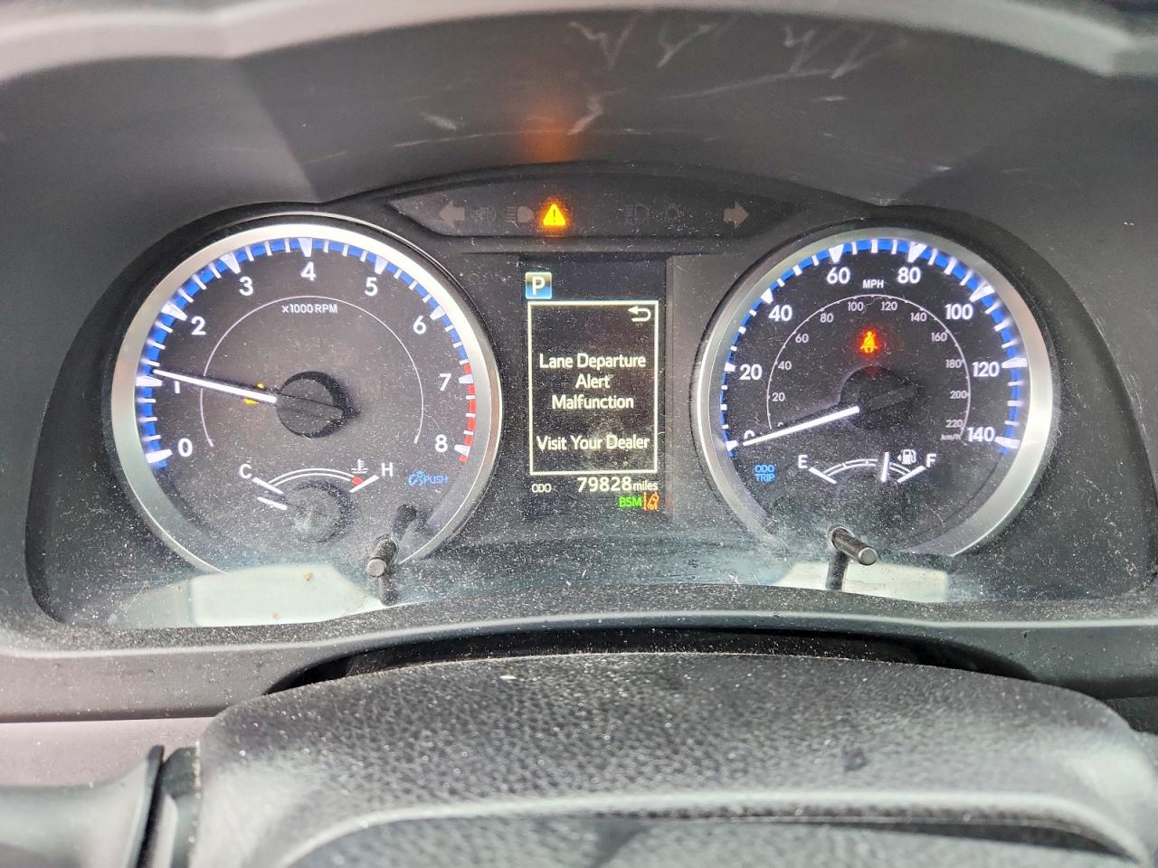 2019 TOYOTA HIGHLANDER LE photo 9