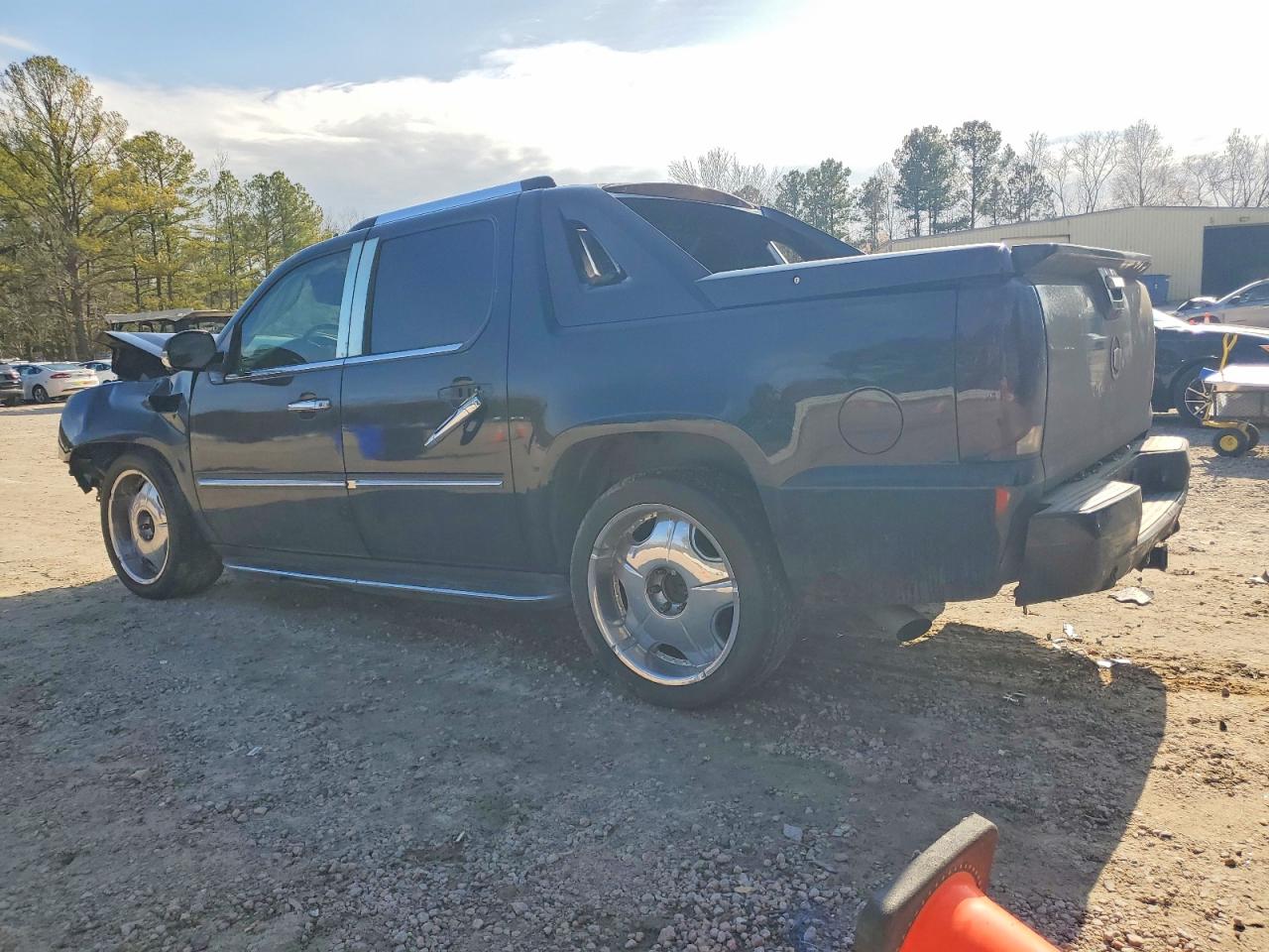 2007 CADILLAC ESCALADE EXT photo 2