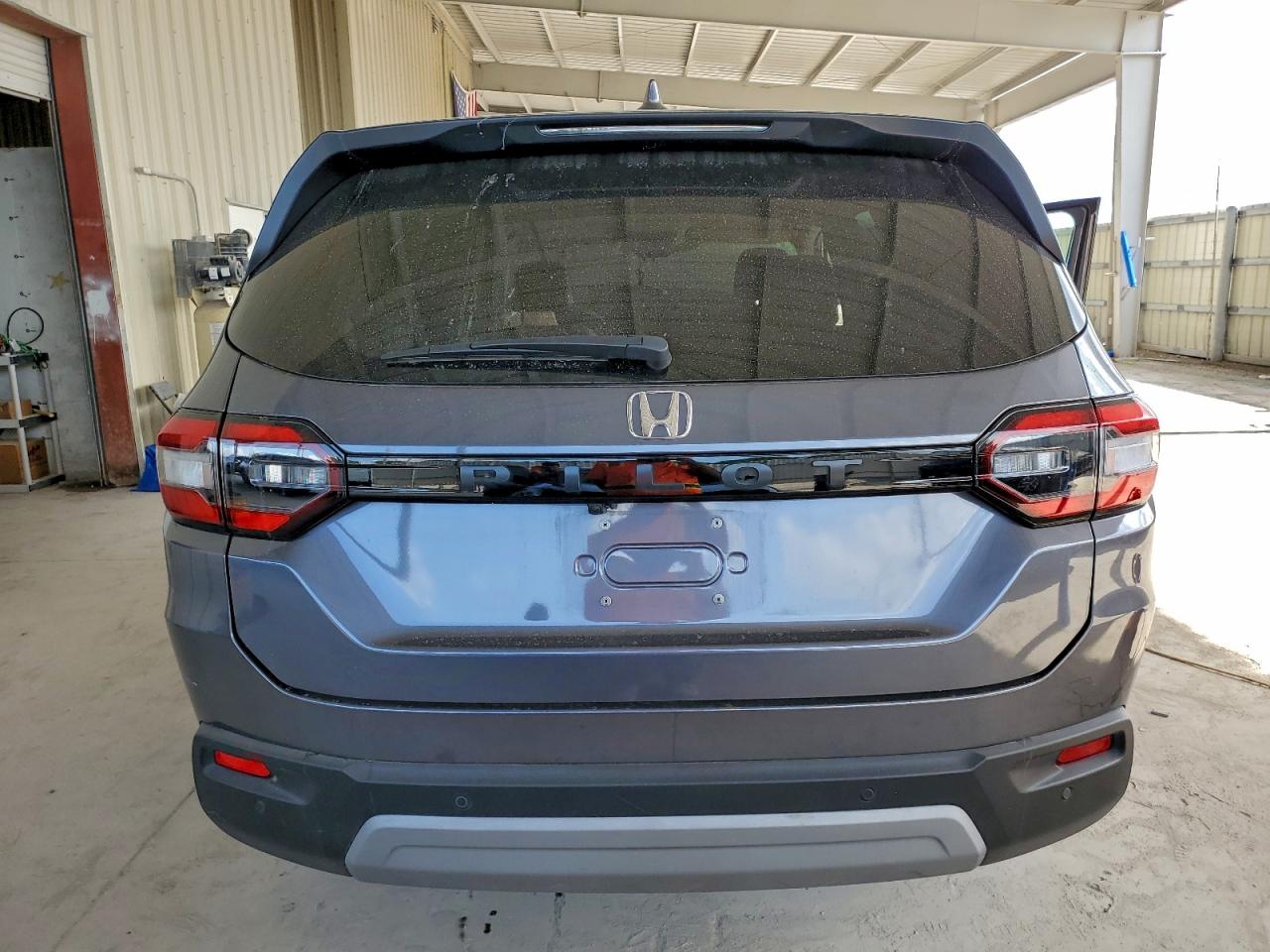 2025 HONDA PILOT EXL photo 11
