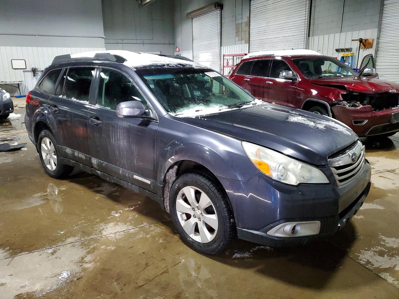 2010 SUBARU OUTBACK 2.5I PREMIUM photo 4