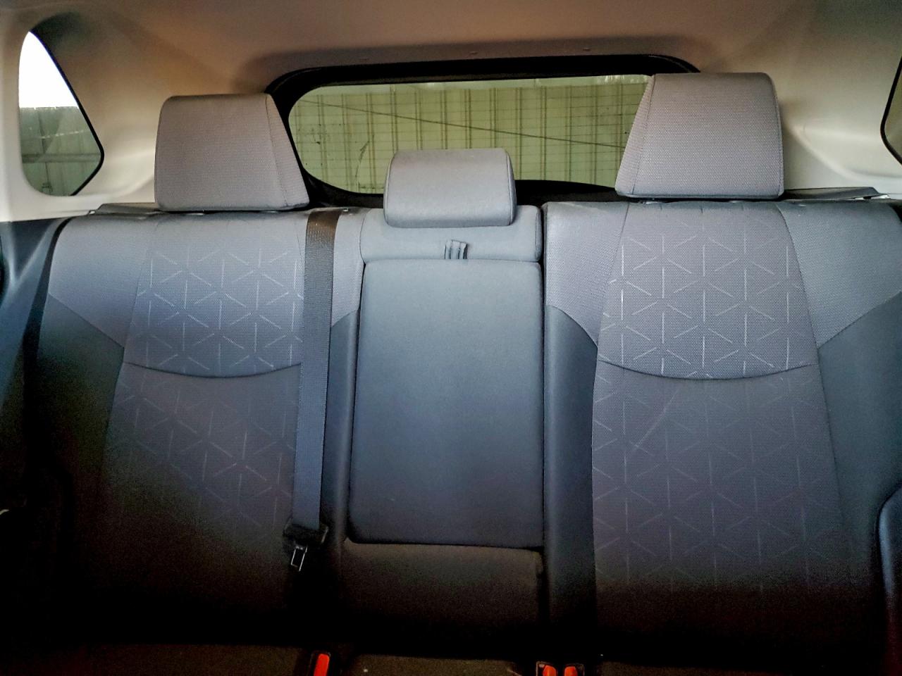 2024 TOYOTA RAV4 XLE photo 10