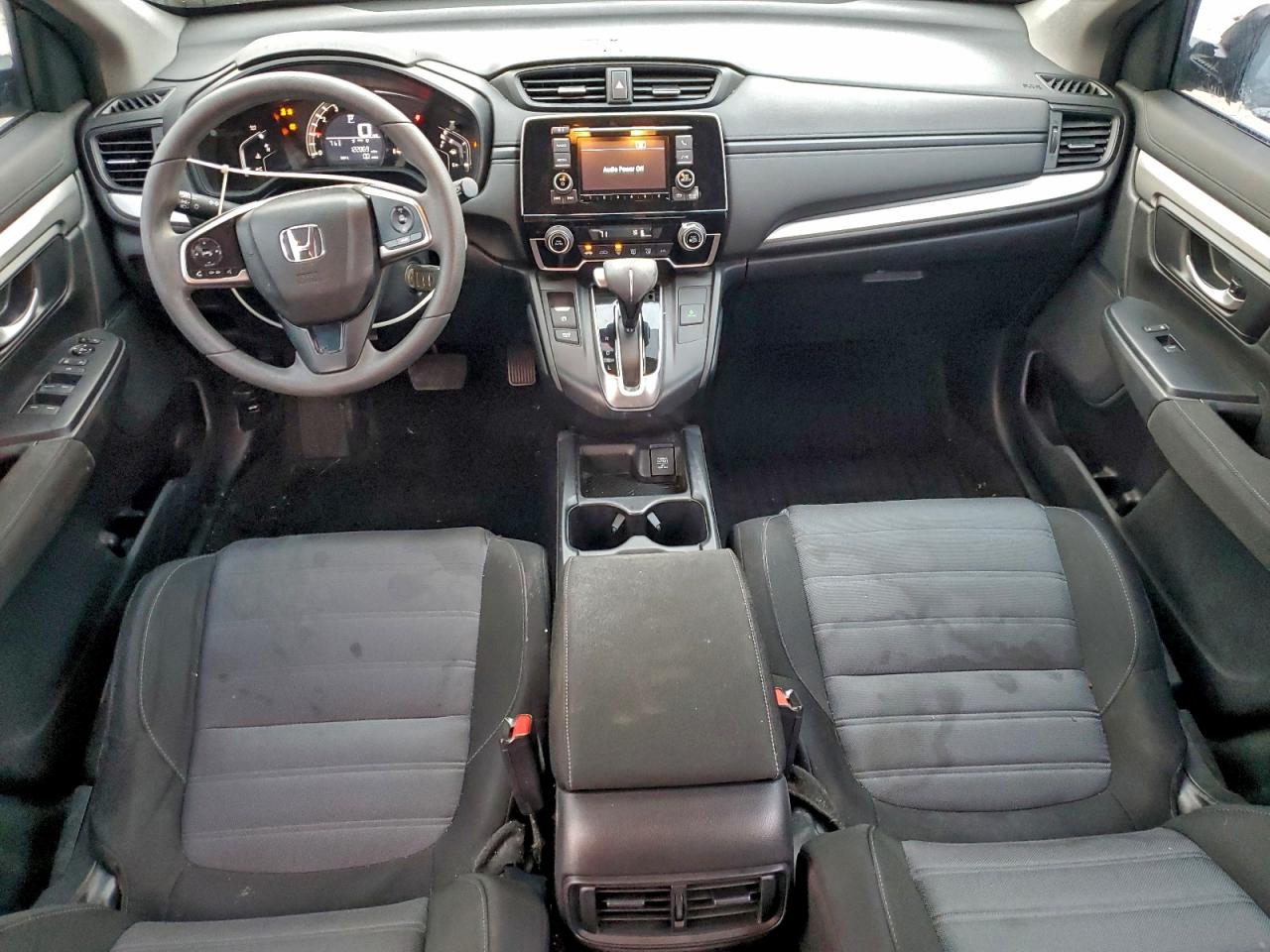 2017 HONDA CR-V LX photo 8