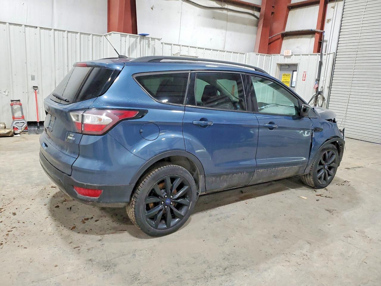 2018 FORD ESCAPE SE photo 3