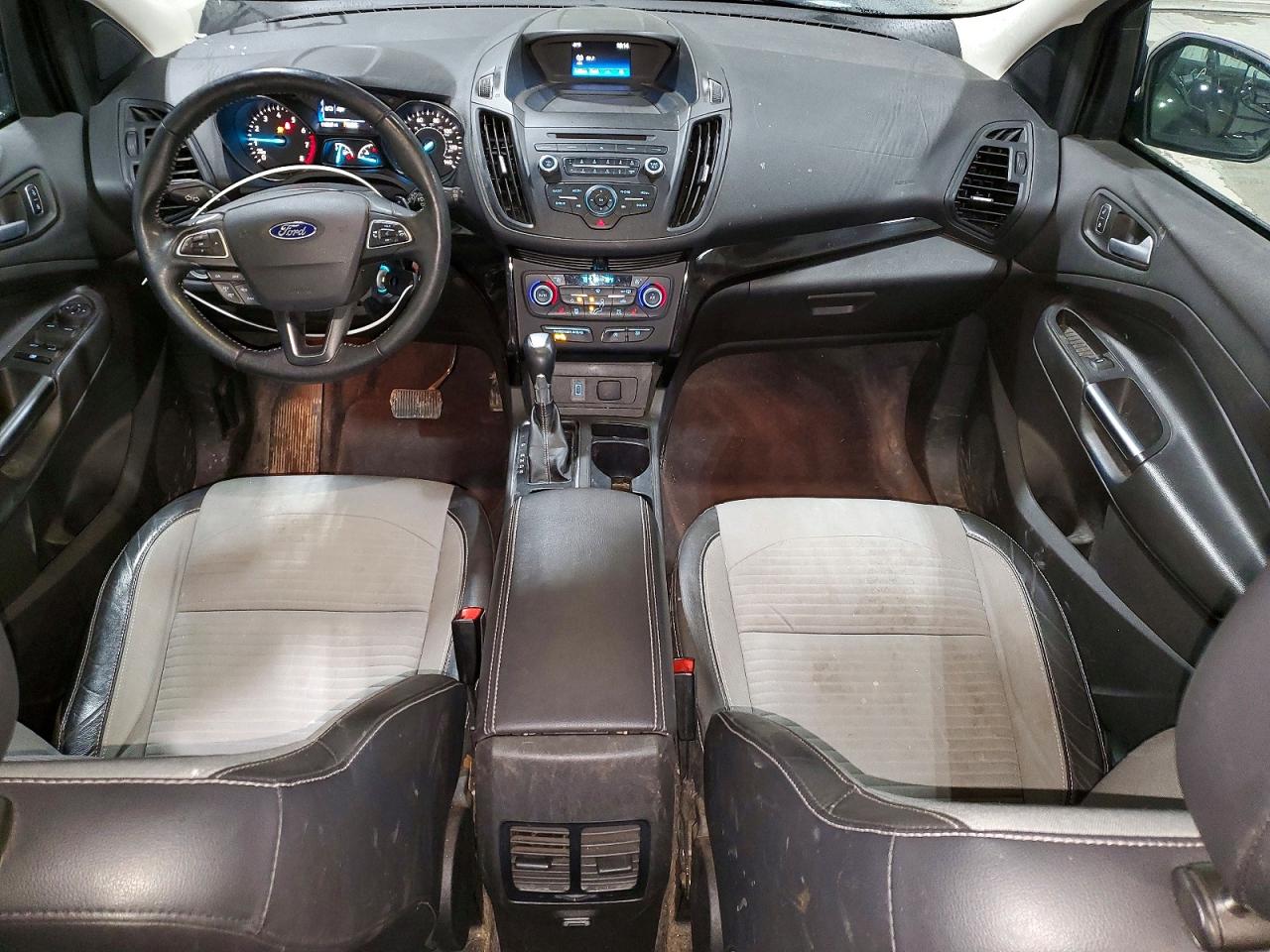 2018 FORD ESCAPE SE photo 8