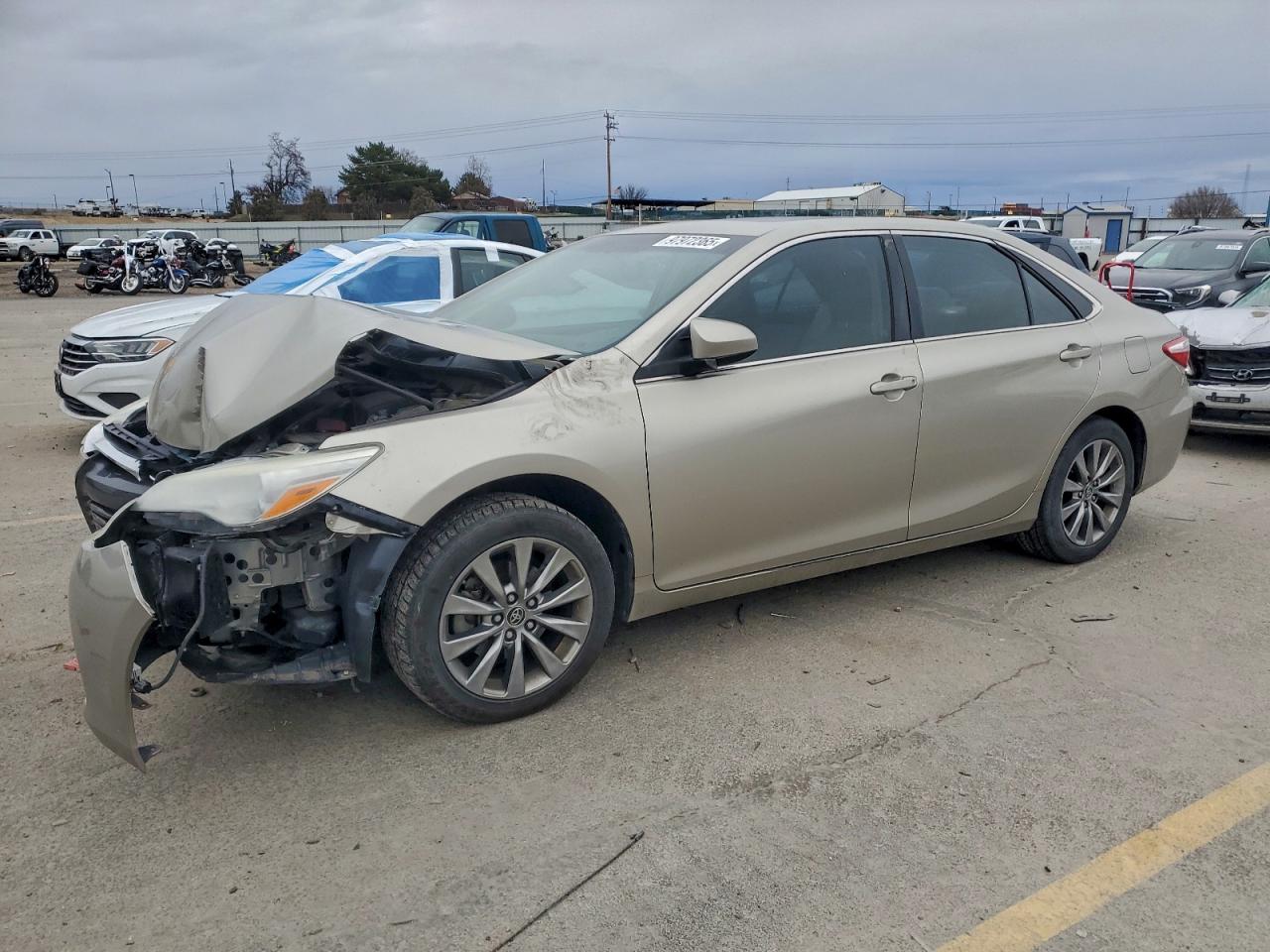2015 TOYOTA CAMRY