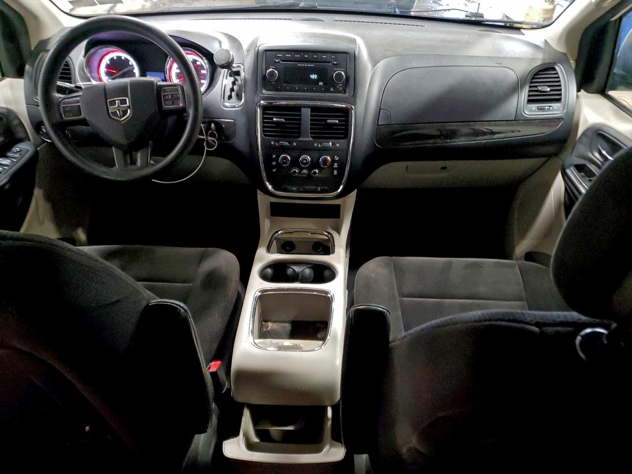 2012 DODGE GRAND CARAVAN SXT photo 8