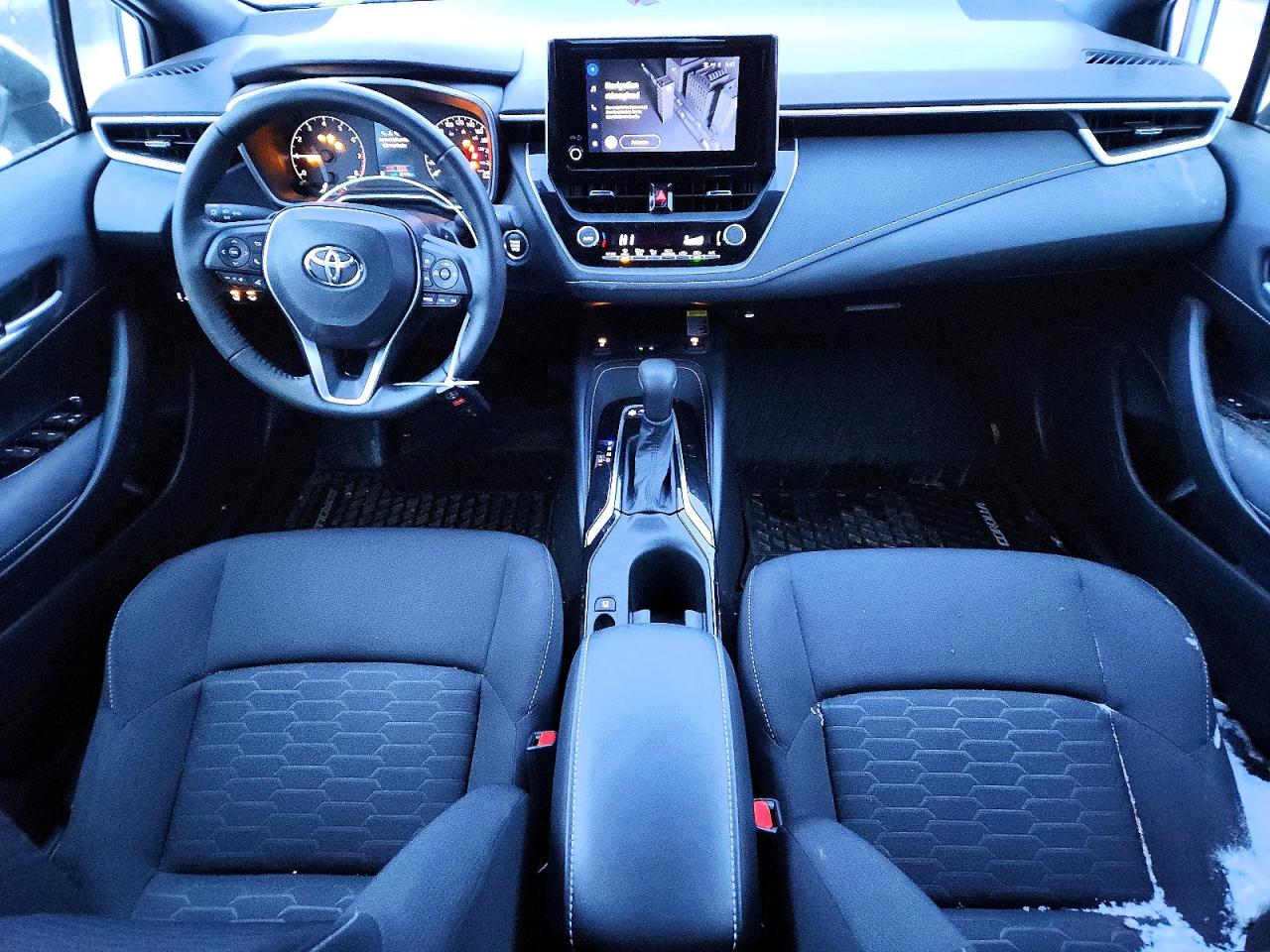 2023 TOYOTA COROLLA SE photo 8