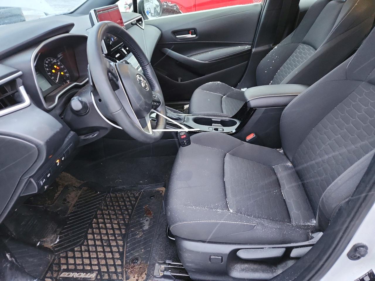 2023 TOYOTA COROLLA SE photo 7