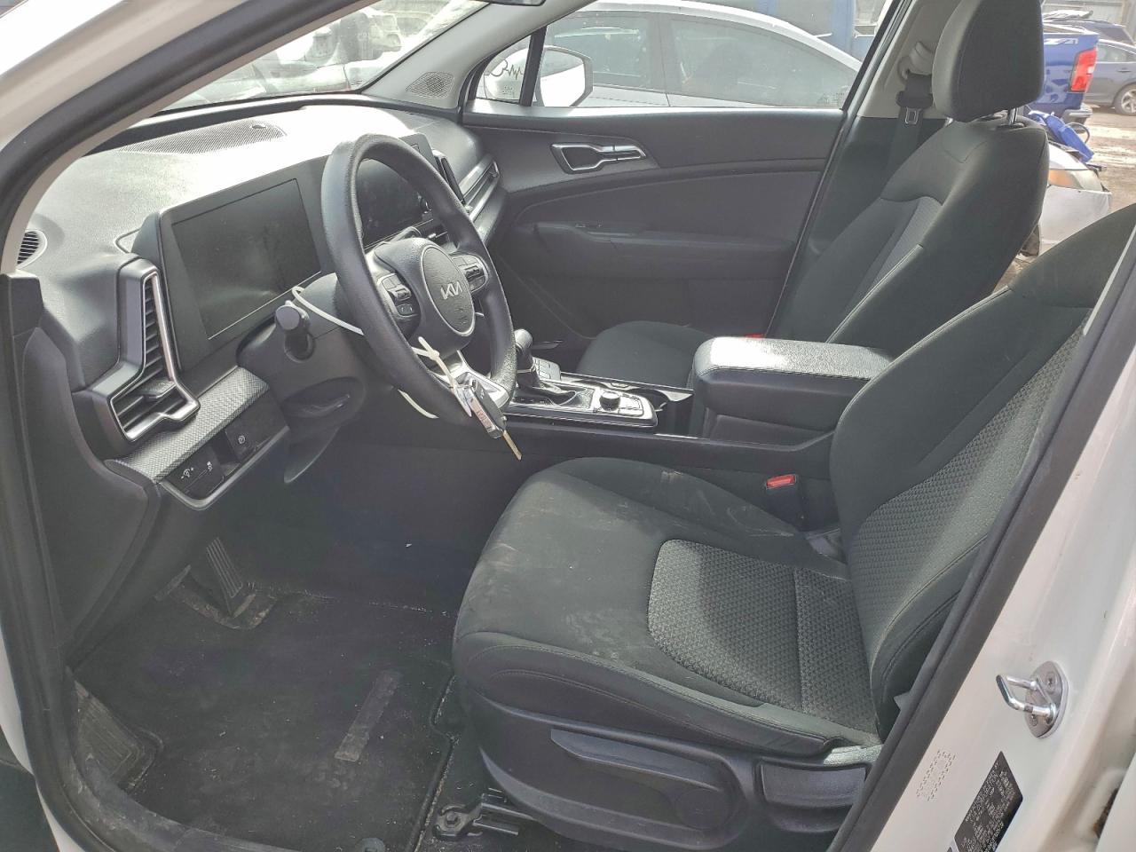 2023 KIA SPORTAGE LX photo 13