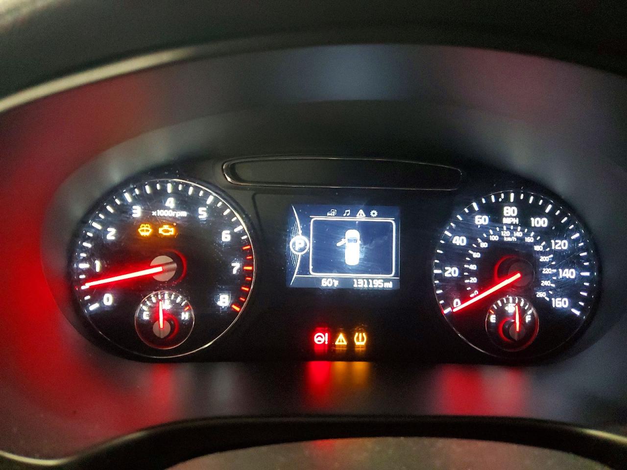 2017 KIA SORENTO LX photo 9