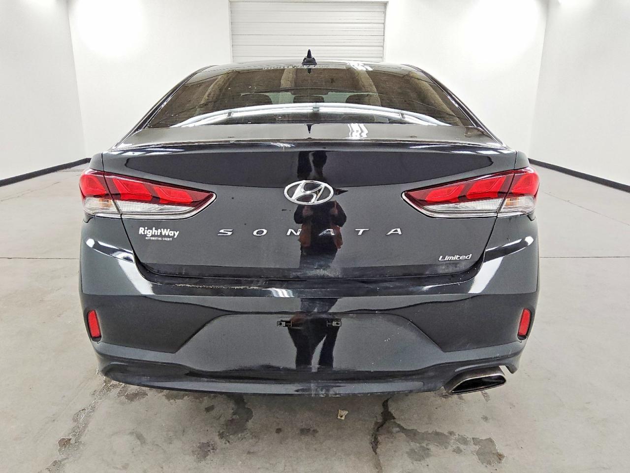 2018 HYUNDAI SONATA SPORT photo 6