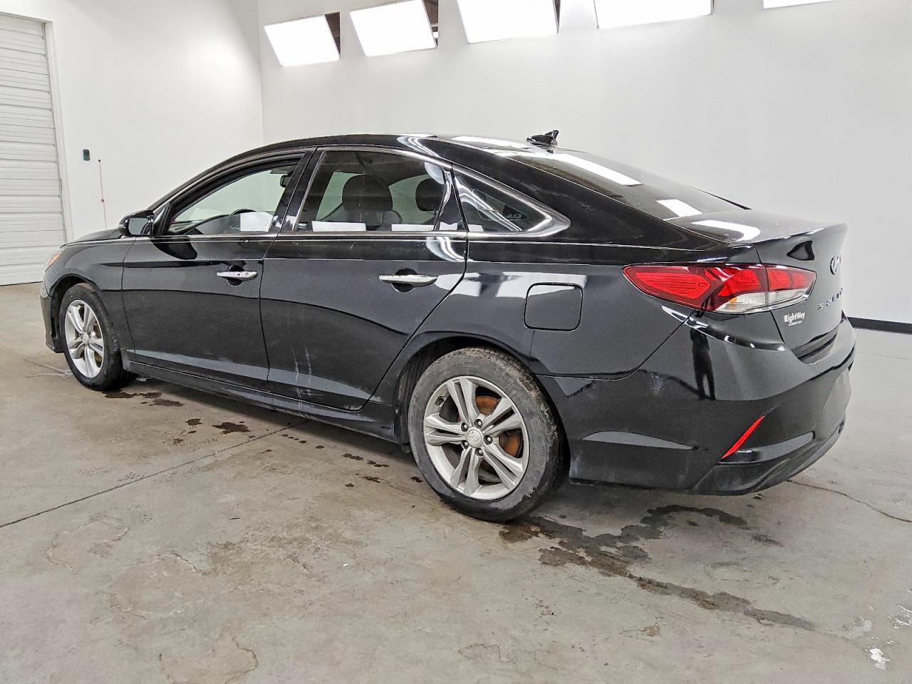 2018 HYUNDAI SONATA SPORT photo 2