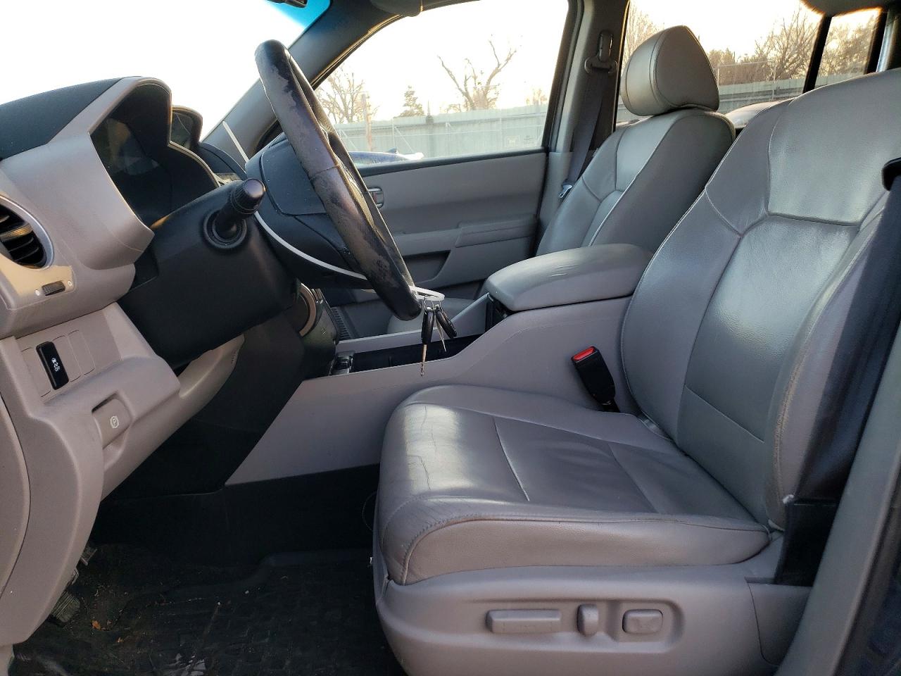 2012 HONDA PILOT EXL photo 7