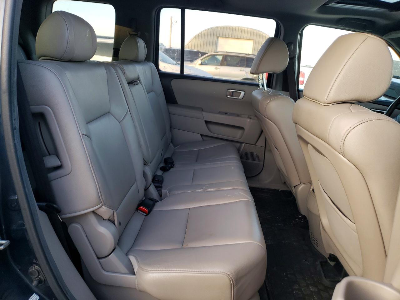 2012 HONDA PILOT EXL photo 11