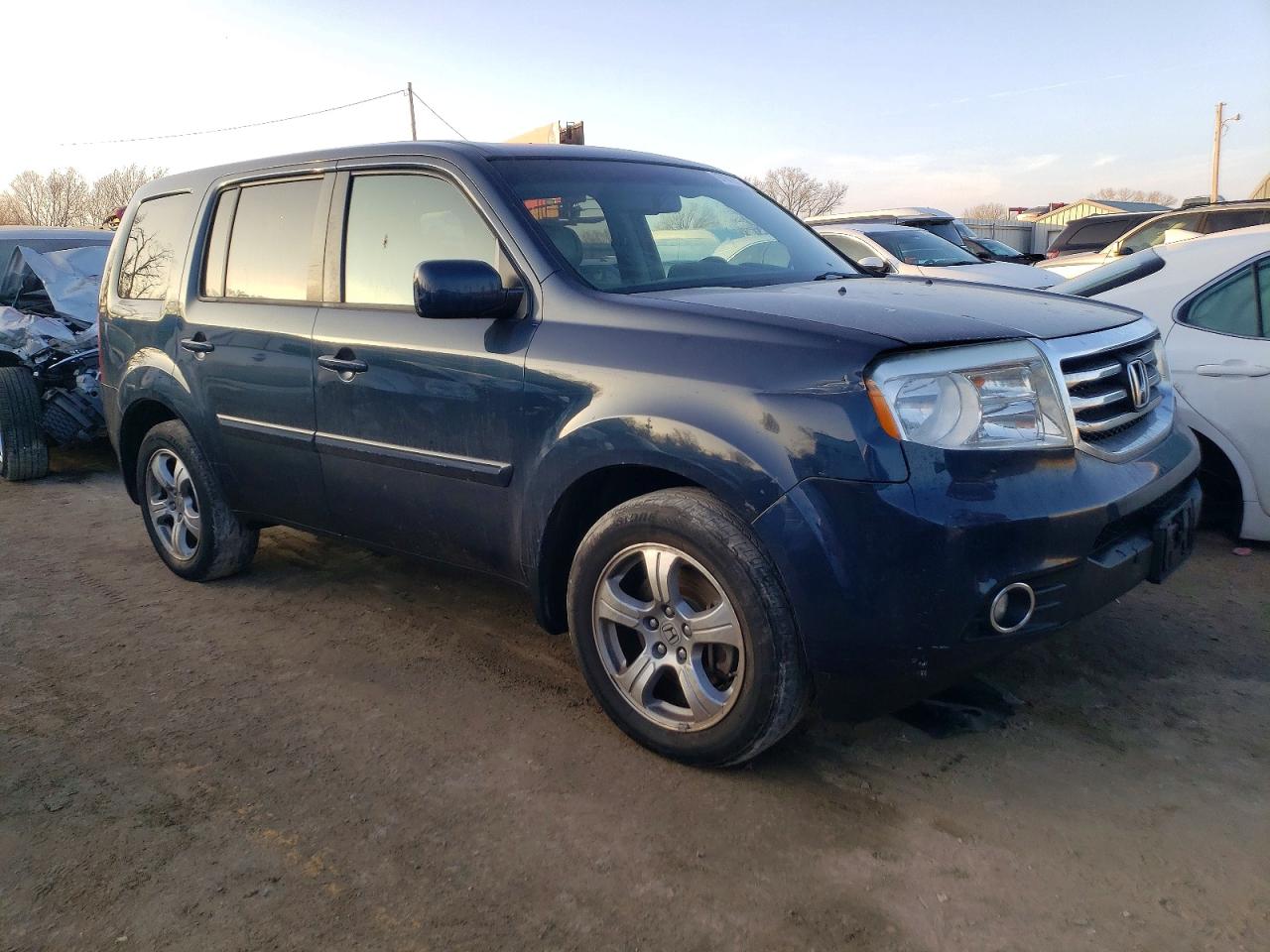 2012 HONDA PILOT EXL photo 4