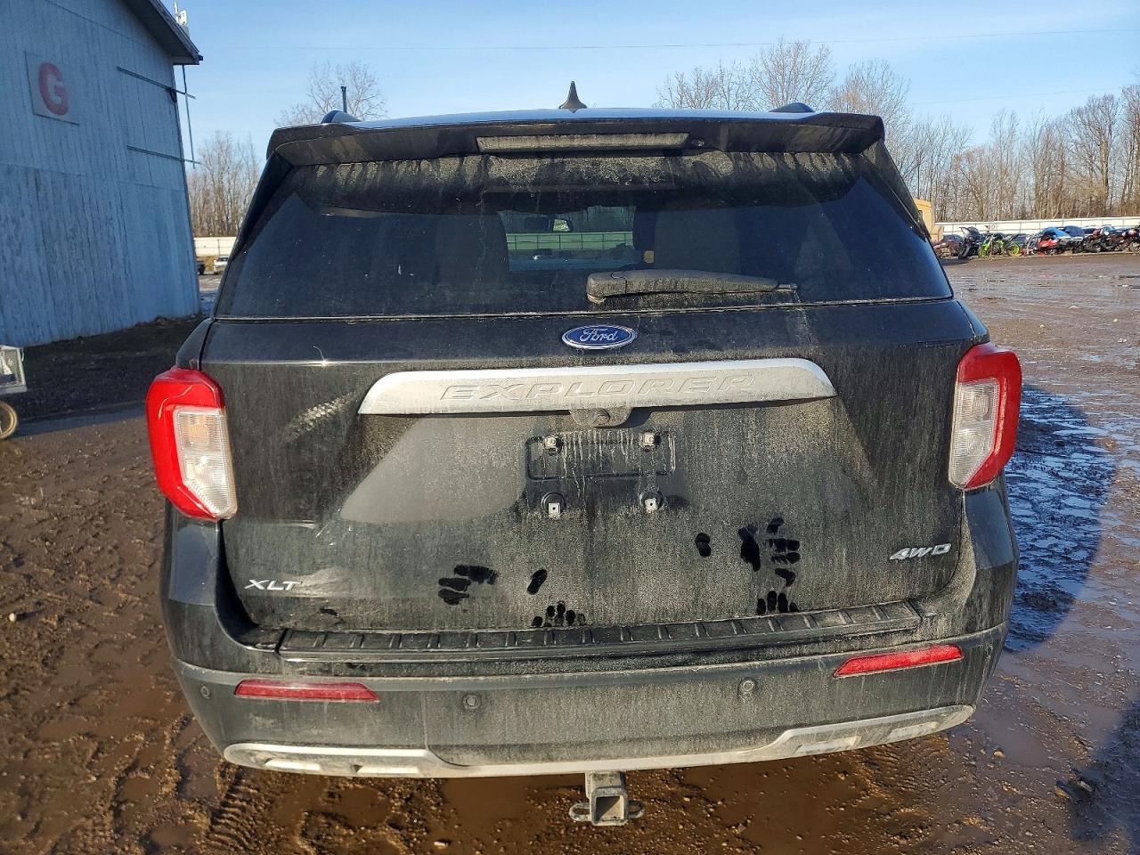 2023 FORD EXPLORER XLT photo 6