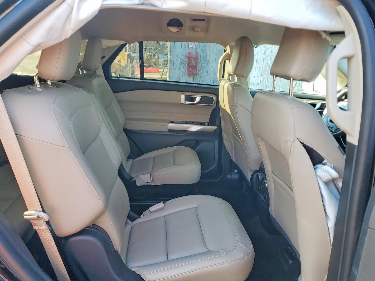 2023 FORD EXPLORER XLT photo 11