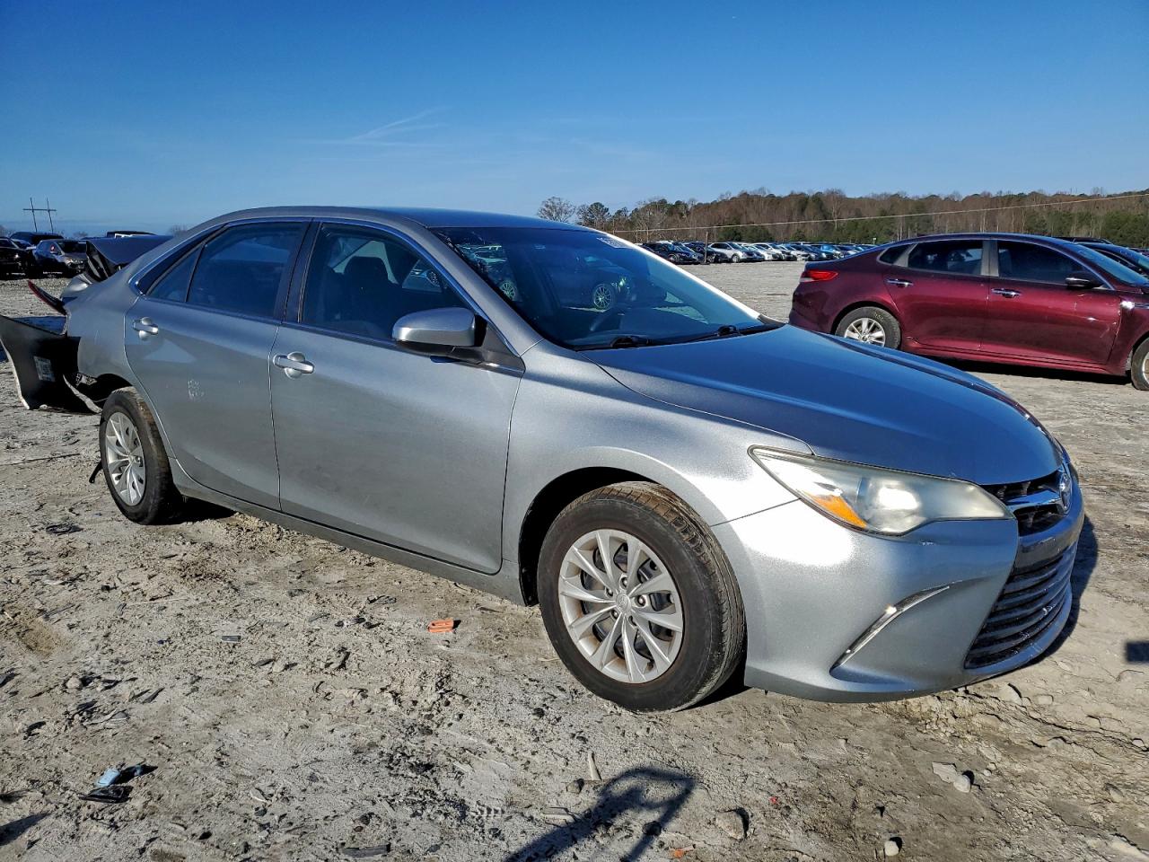 2015 TOYOTA CAMRY LE photo 7