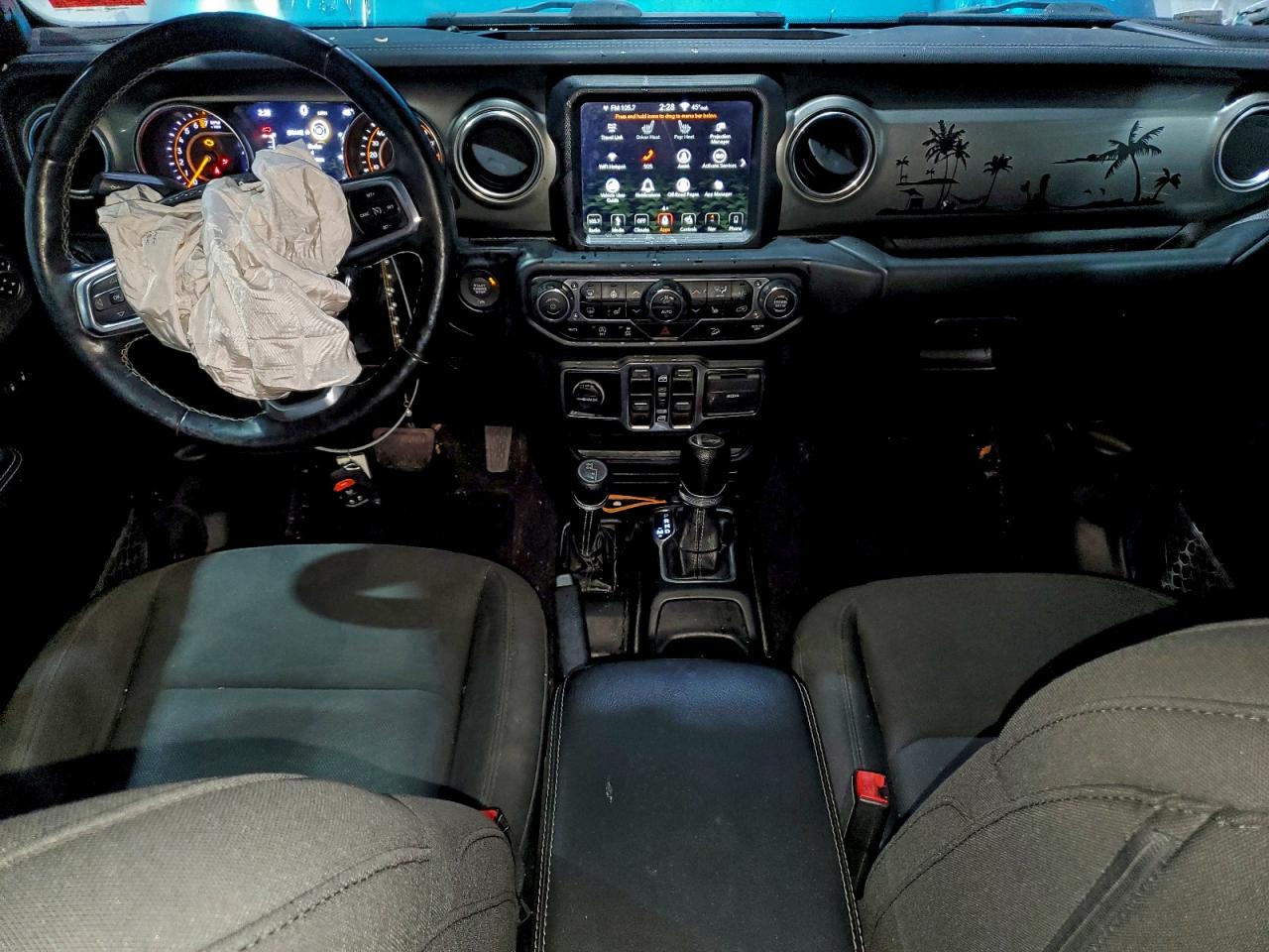 2019 JEEP WRANGLER UNLIMITED SAHARA photo 8