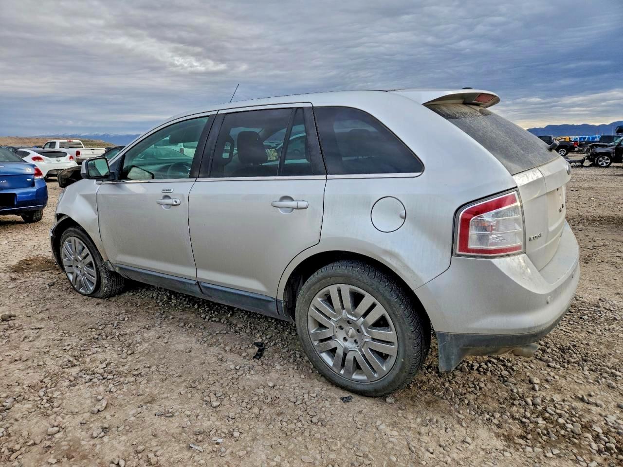 2010 FORD EDGE LIMITED photo 3