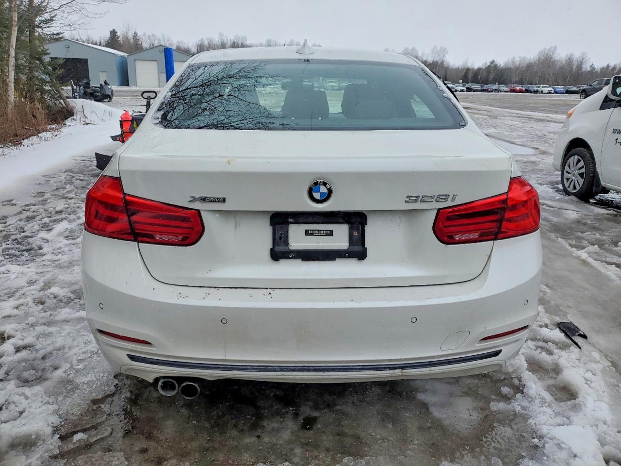 2016 BMW 328 XI SULEV photo 11