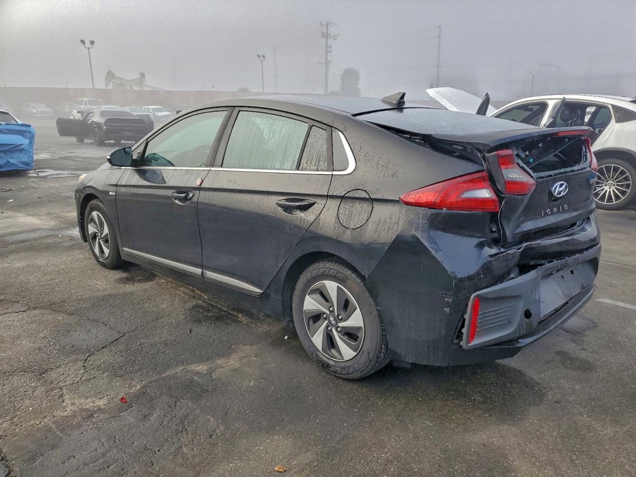 2017 HYUNDAI IONIQ SEL photo 2